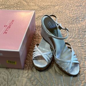 Michelle D white leather and cork wedge sandals size 8.5.